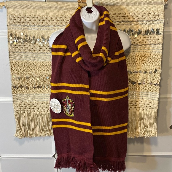 Warner Bros. Accessories - NWT Harry Potter Deluxe Scarf Gryffindor Maroon & Mustard Color Gender Neutral